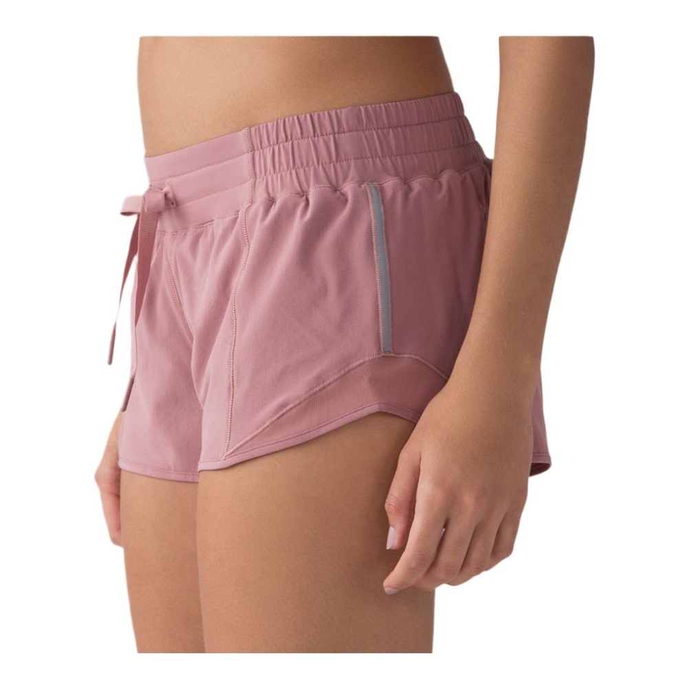 Lululemon Hotty Hot Shorts EUC Size 6